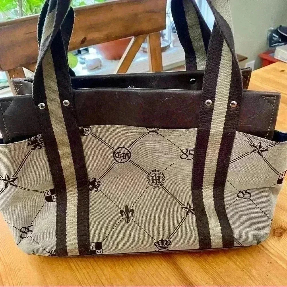 Tommy Hilfiger Handbag 90’s Vintage Brown & Tan Logo 1985 Collection - Picture 6 of 11